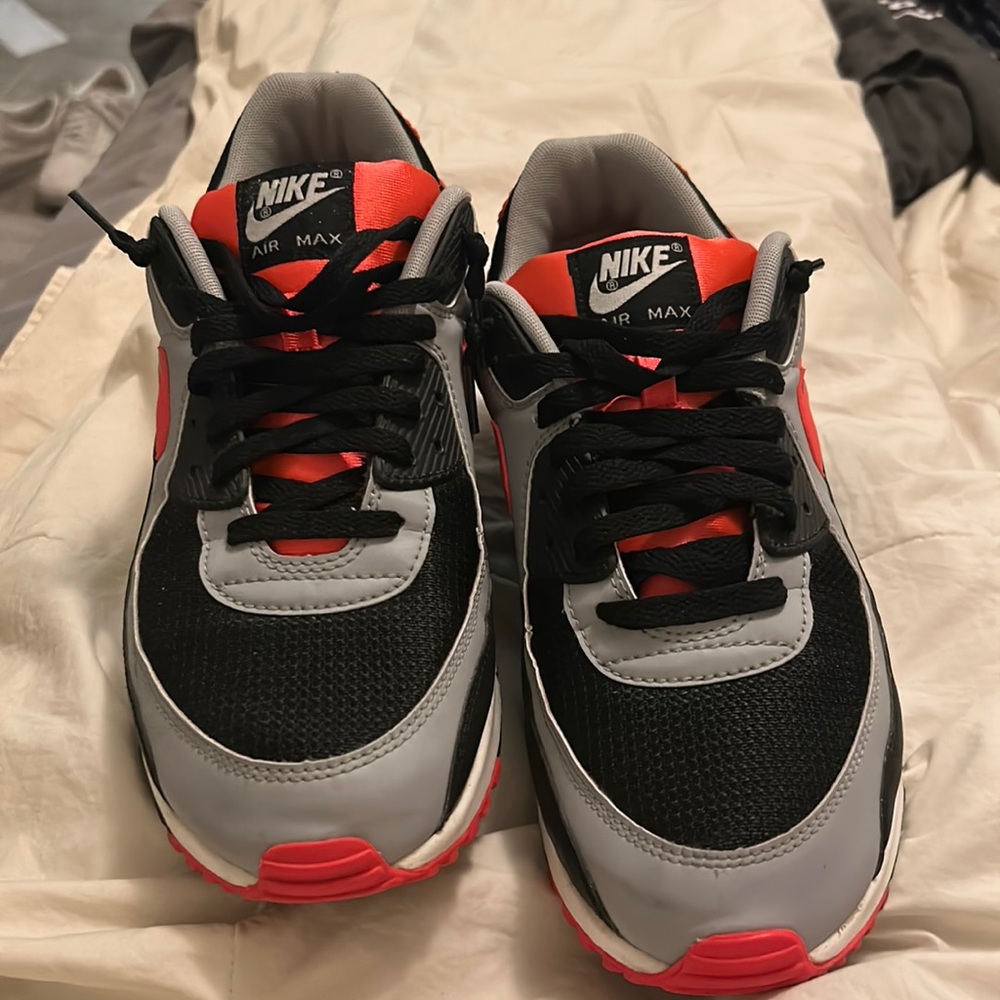 Nike Air Max 90 Radiant Red sz 12